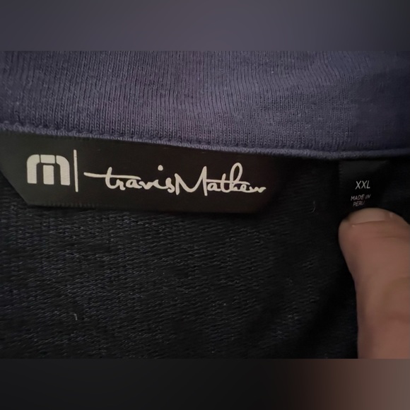 Travis Mathew’s golf pullover lightweight jacket - Picture 3 of 7